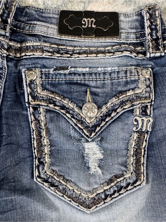 Miss Me Pants - Miss Me Signature Embroidered Embellished Denim Shorts - 32